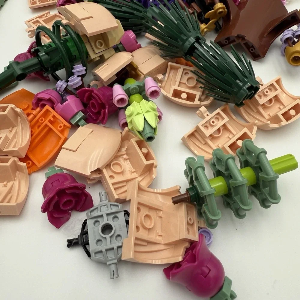 LEGO Flower Bouquet 10280 Botanical *Incomplete* No Extras No Manual No Box - Picture 4 of 6